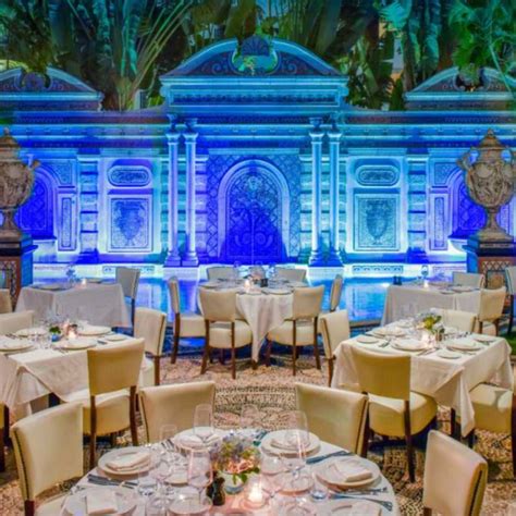 versace mansion cost per night|versace mansion restaurant.